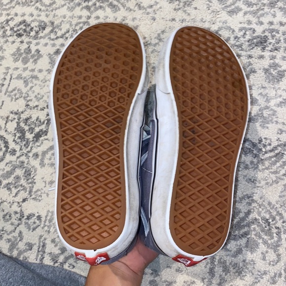 vans shoes - Picture 4 of 4